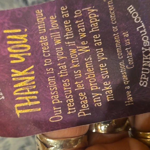 New Spunky Soul Handmade Unique & Stylish Infinity Scarf - Picture 3 of 10